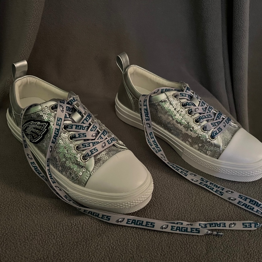 Cuce Philadelphia Eagles women’s sneakers size 7